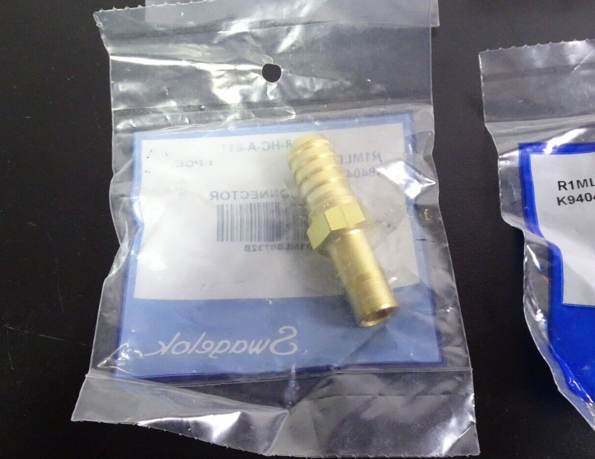Lot 21) Swagelok K94040 Brass Hose Connector3