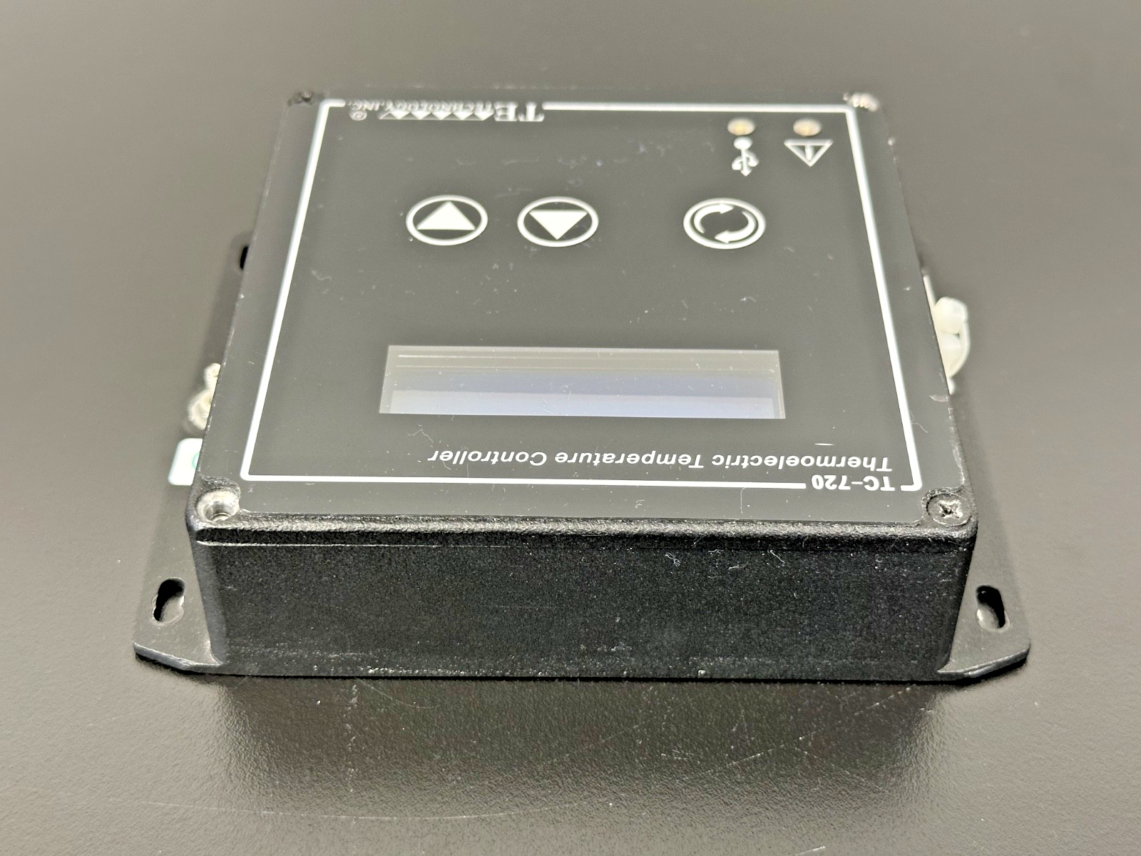 TE Technology TC 720 Thermoelectric Temperature Controller 12 36VDC 20A2