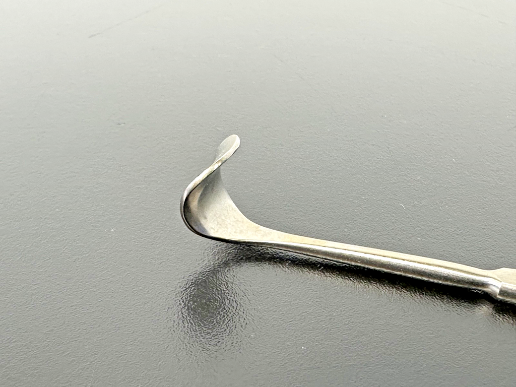 Jarit 350 152 Desmarres Lid Retractor Size 3 16mm Stainless Germany1