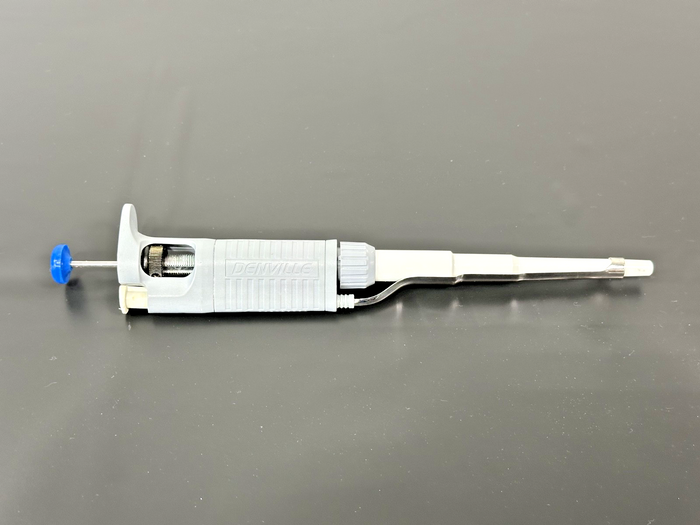 Denville Adjustable Micropipette 100 1000µL Single Channel Pipettor