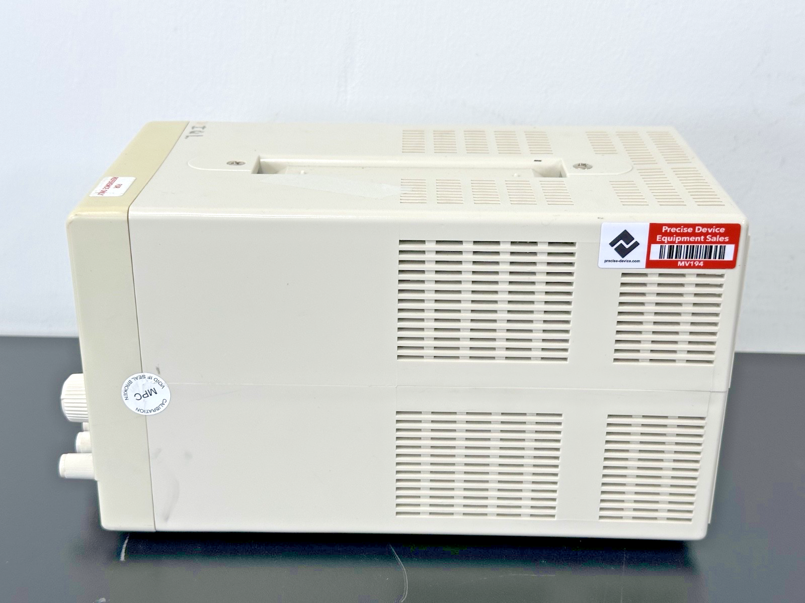 LG GP 4303A Adjustable Analog DC Bench Power Supply 0 30V 0 3A Powers On Working3