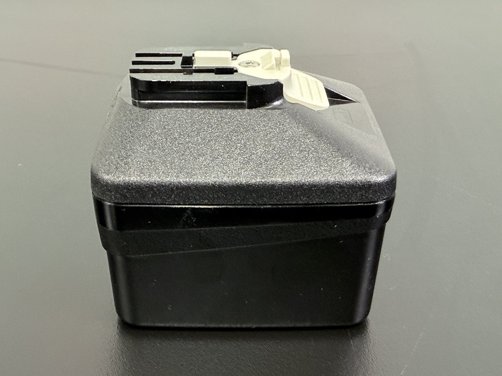 STRYKER 8215 000 000 Battery2