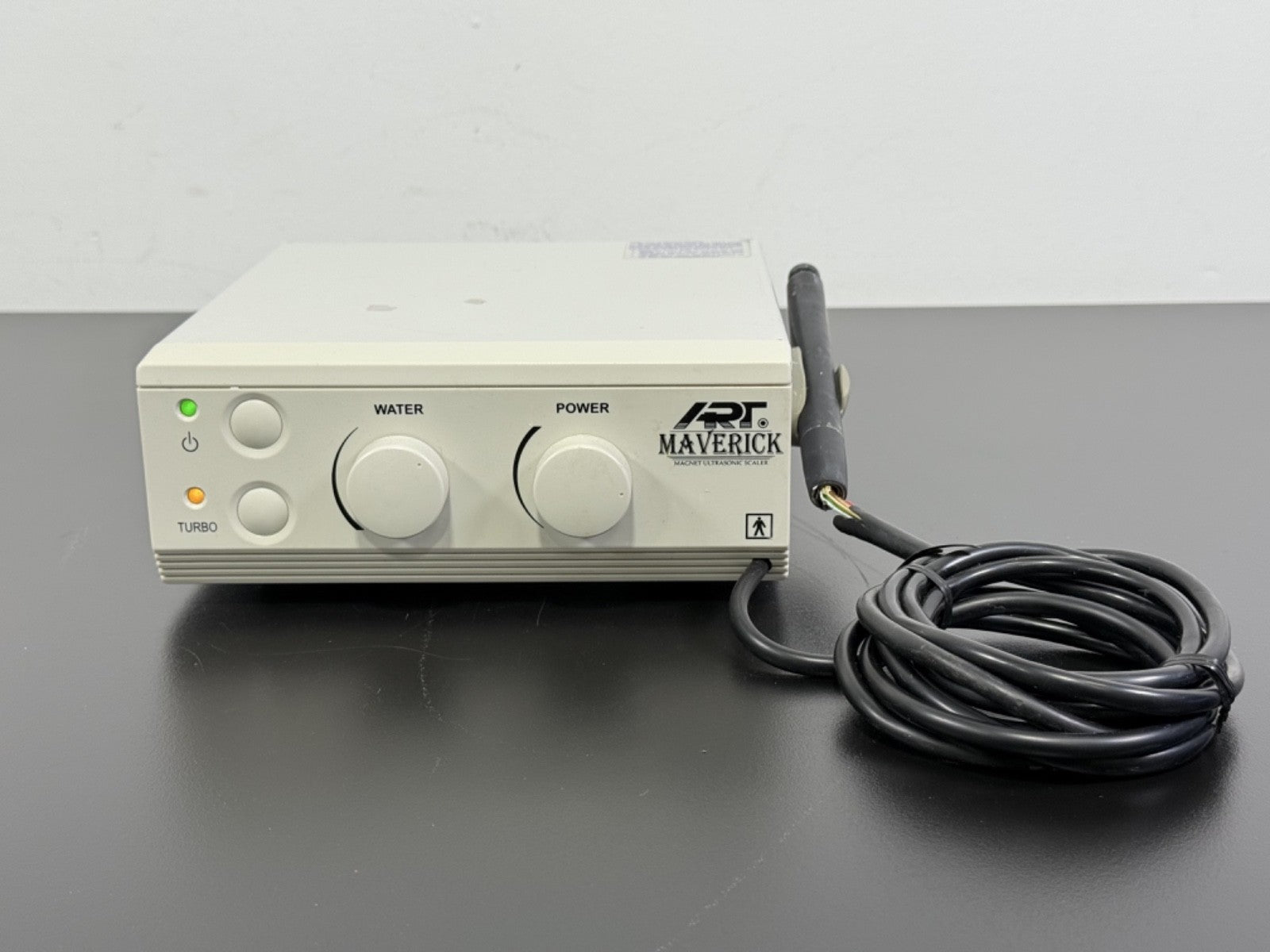 ART Maverick Bonart ART M1 (25K) Ultrasonic Scaler Unit w/ Handpiece – For Parts0