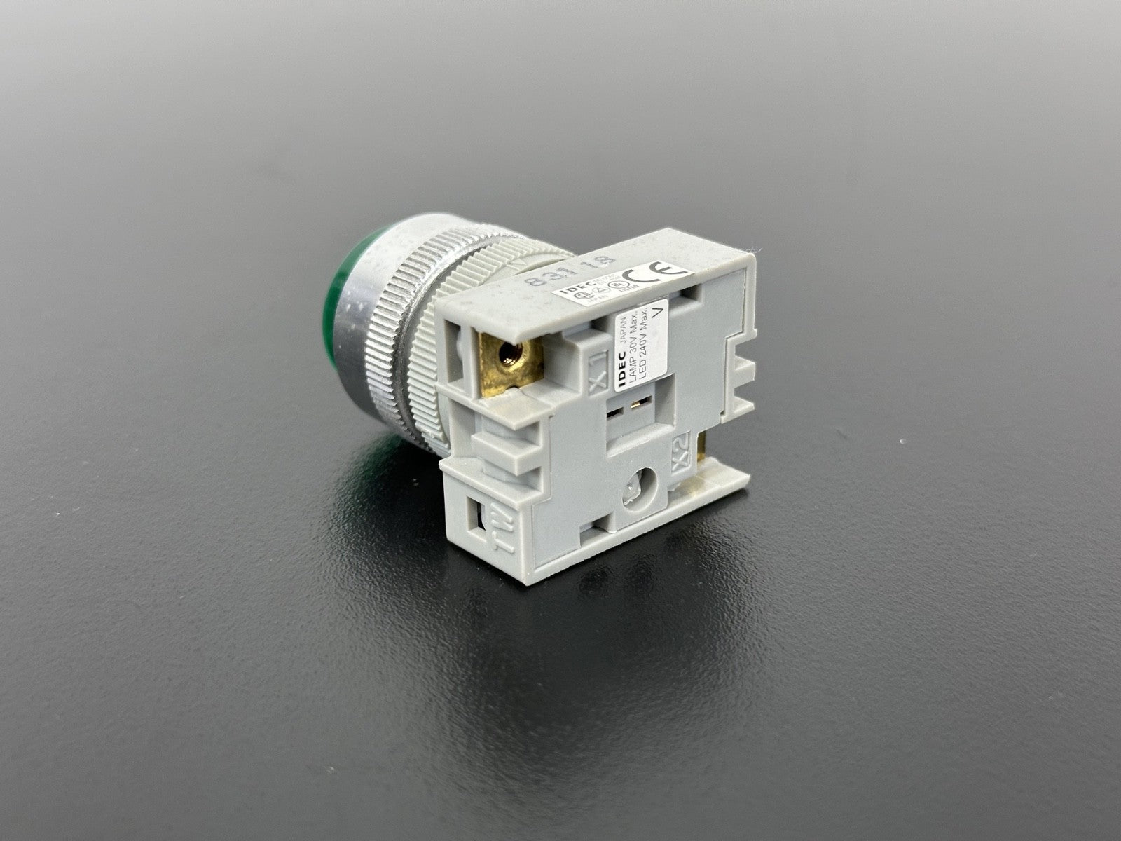 IDEC APW N2X Green Illuminated Push Button Indicator 22mm Panel Mount3
