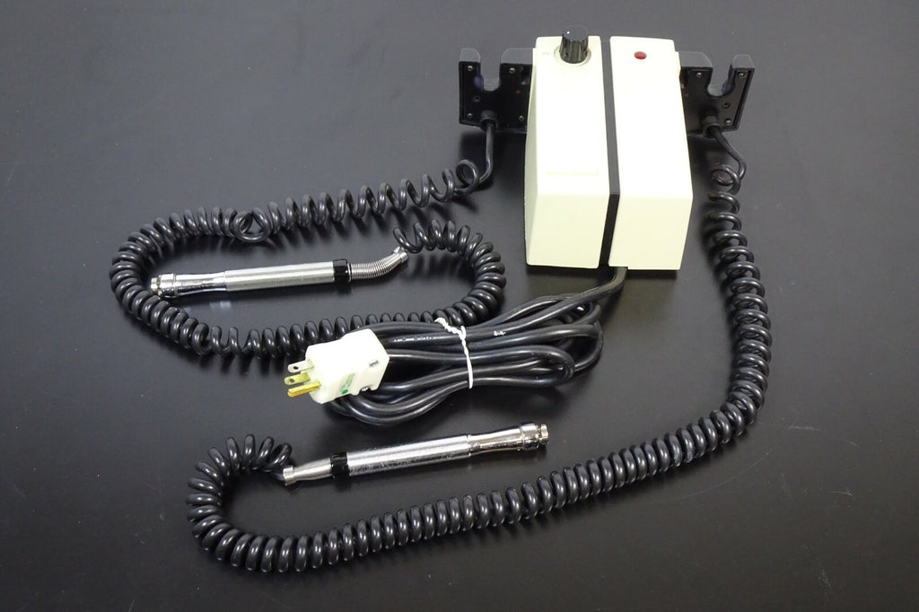 Welch Allyn 74710 Wall Transformer Otoscope Ophthalmoscope With Heads0
