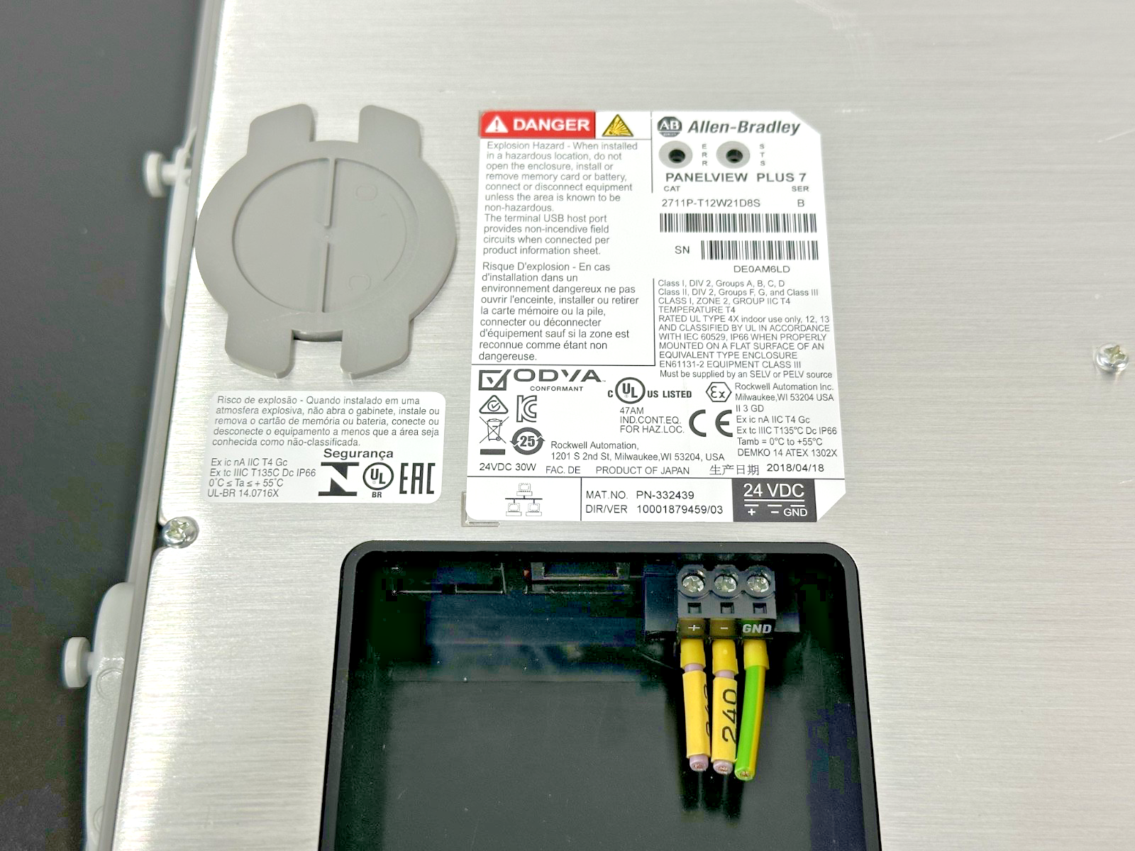Allen Bradley 2711P T12W21D8S PanelView Plus 7 12" Touch HMI Terminal Used7