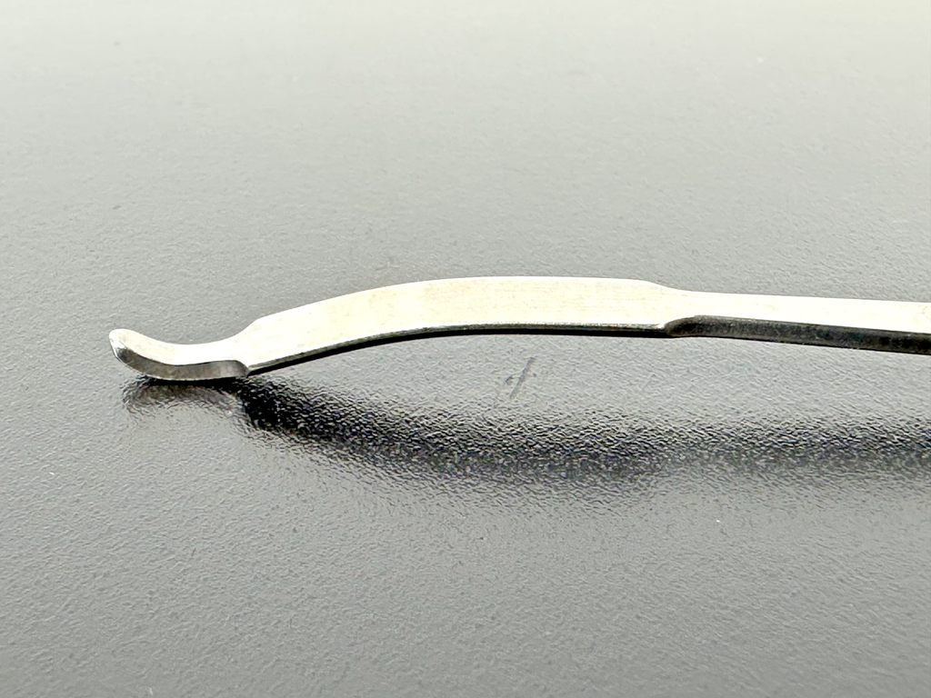 OsteoMed 320 1021 8mm Hohmann Retractor Stainless Steel Instrument1