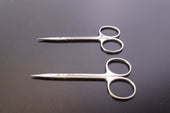 x2) Aesculap BH111R Halsted Mosquito Forceps0