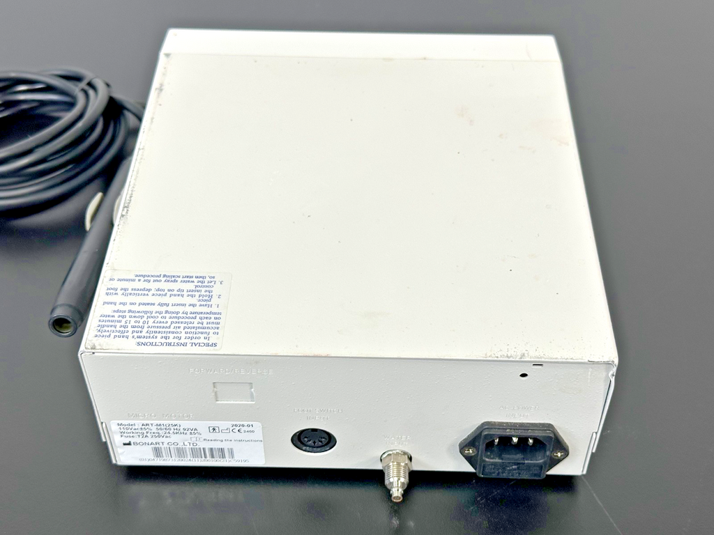ART Maverick ART M1 25K Magnet Scaler Unit W/ Handpiece Used Powers On3