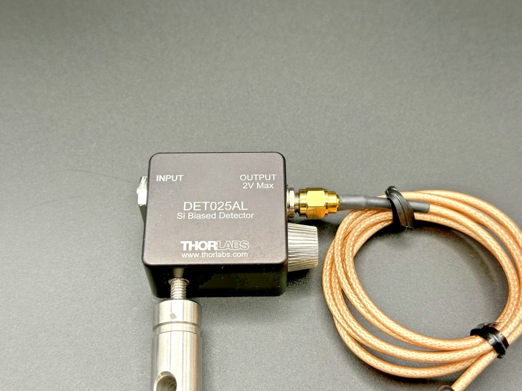 Thorlabs DET025AL 2GHz Silicon Biased Photodetector 400 1100nm BNC Used Untested1