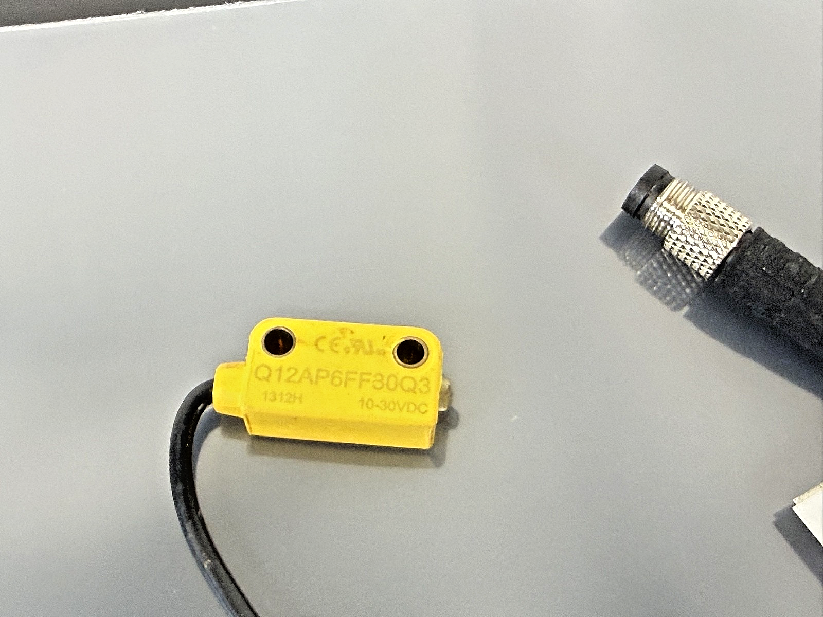 Banner Engineering Q12AP6FF30Q3 Photoelectric Sensor 10 30VDC1