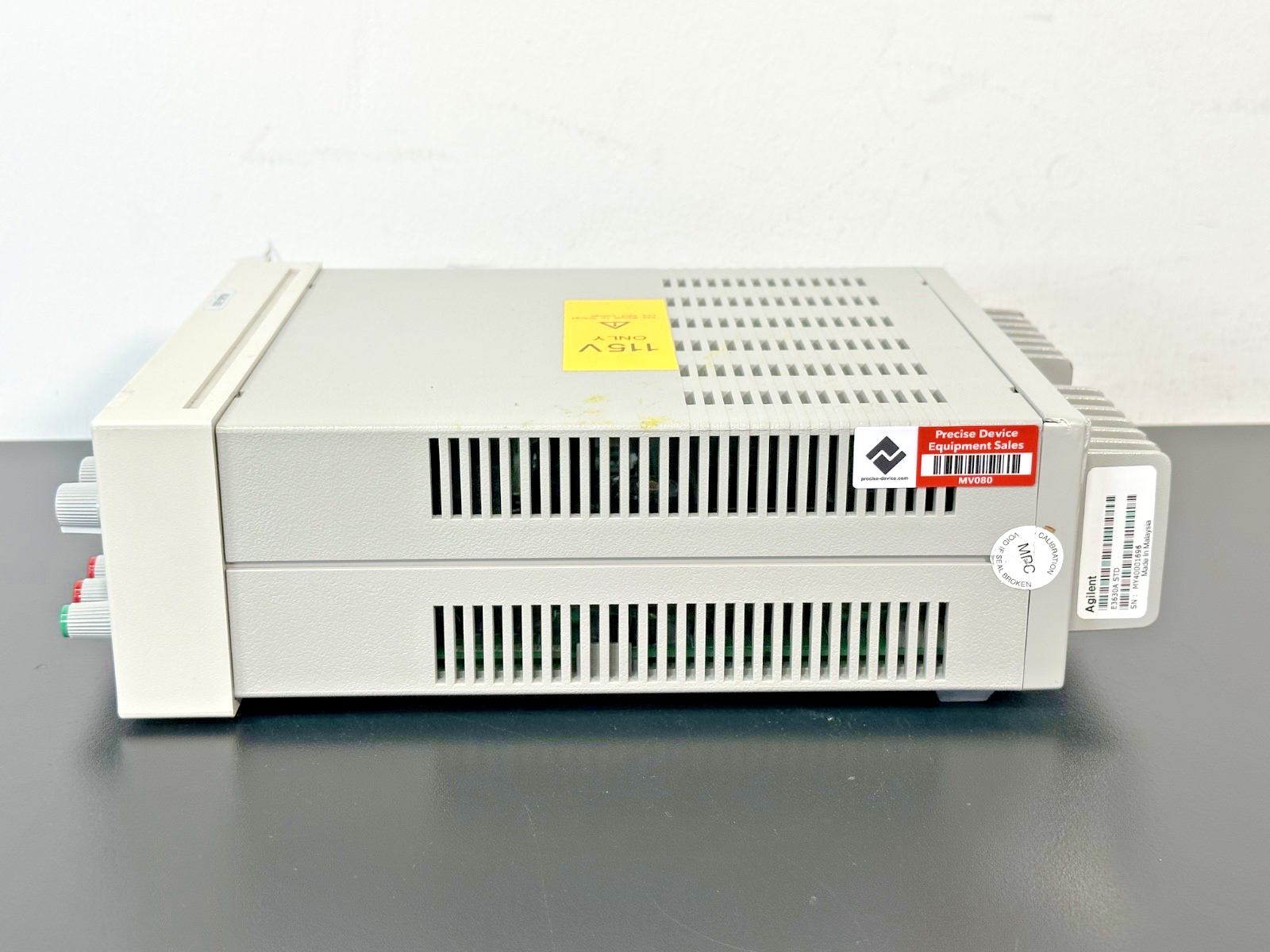 Agilent E3630A Triple Output DC Power Supply 6V ±20V5
