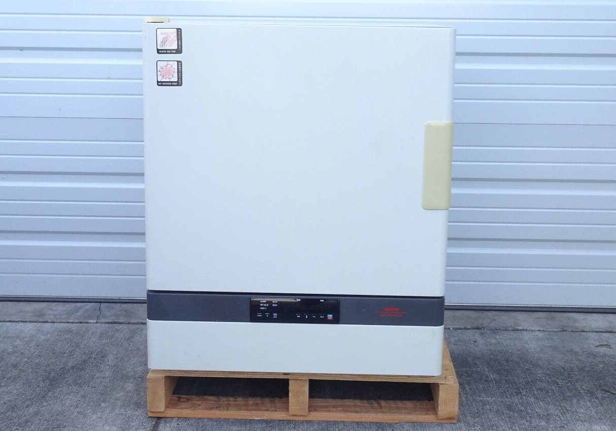 SANYO MIR 262 LAB INCUBATOR0