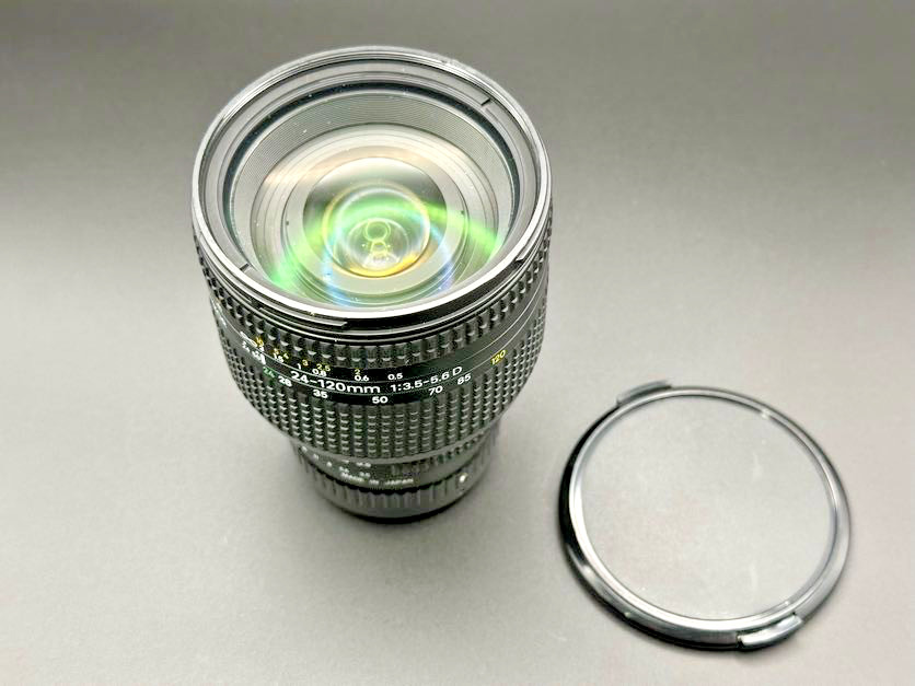 Nikon AF Nikkor 24 120mm f/3.5 5.6D Zoom Lens Nikon F Mount4