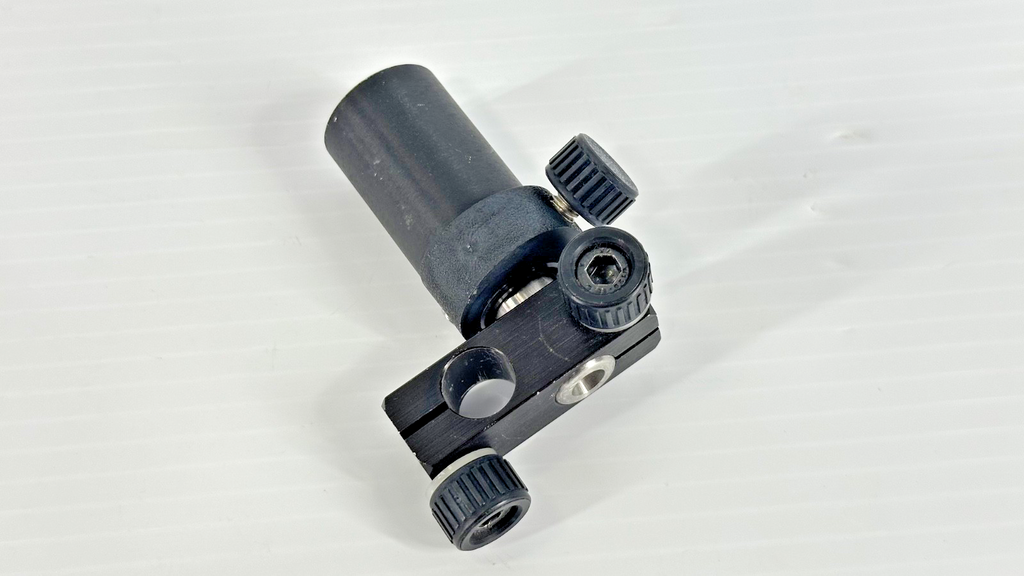 Newport M VPH 2 Optical Post Holder w/ M CA 1 Right Angle Post Clamp2