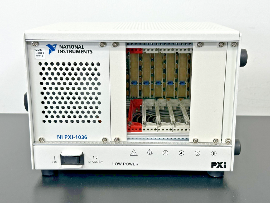 National Instruments NI PXI 1036 6 Slot 3U PXI Chassis Low Power Powers On0