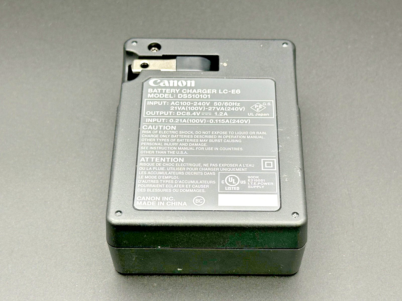 Canon LC-E6 DS510101 Battery Charger Genuine OEM2
