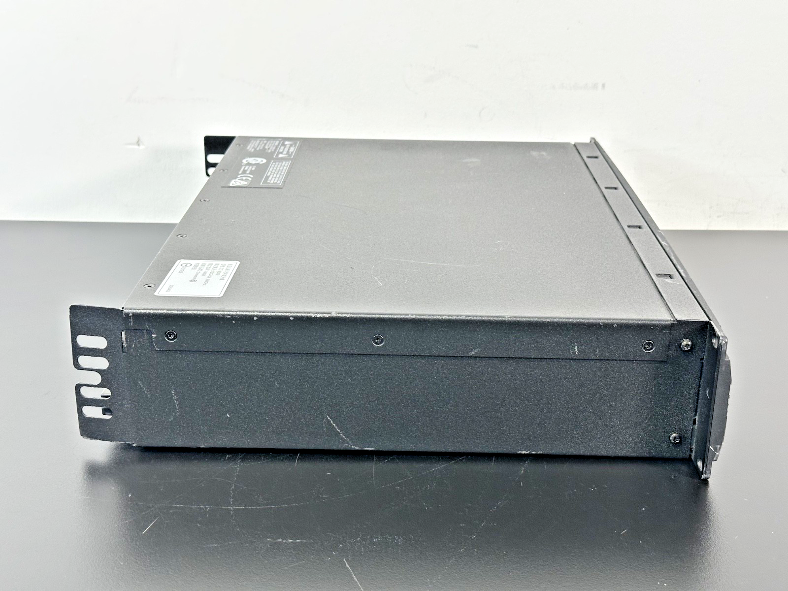 Crown DCi 8|300 DriveCore Install 8 Channel Rack Mount Power Amplifier4