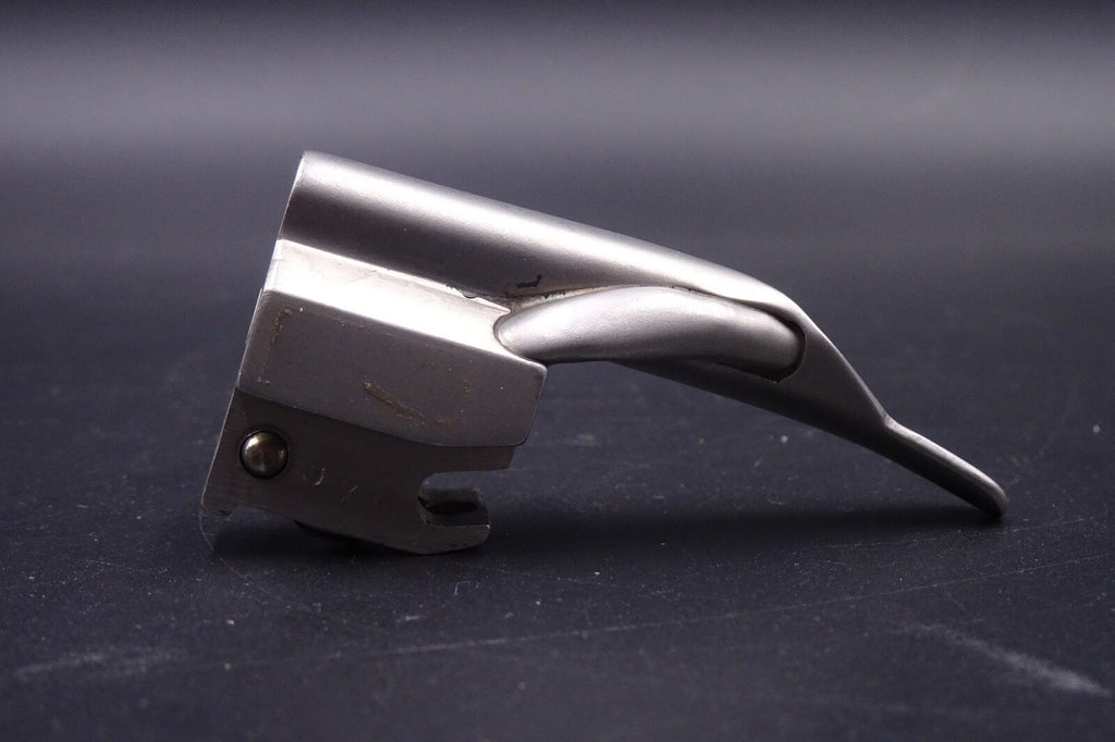 Rusch Mil 00 Laryngoscope Blade, Fiber Optic1