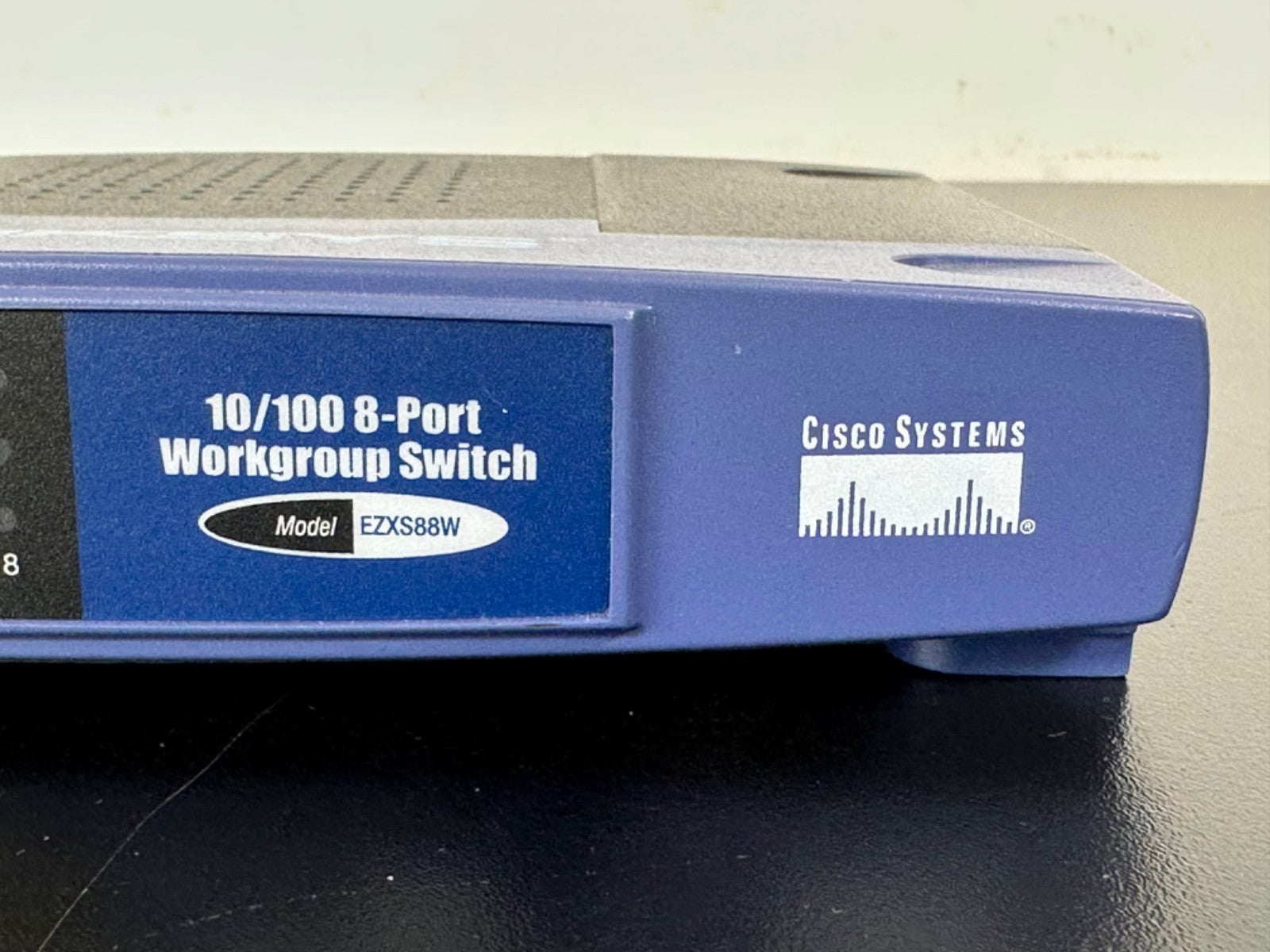 Linksys EZXS88W 8 Port 10/100 Workgroup Switch Cisco Ethernet Network Hub1