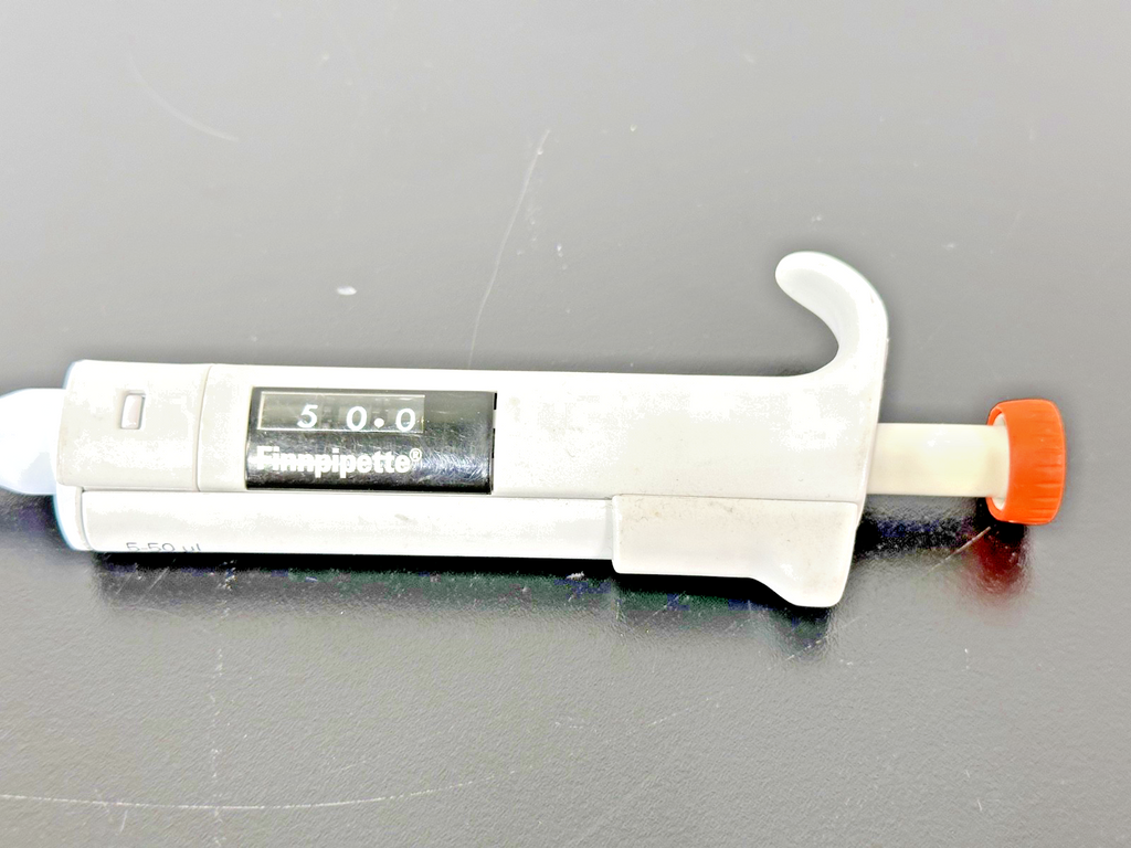 Thermo Labsystems Finnpipette 4500 5 50 µL Manual Pipettor1