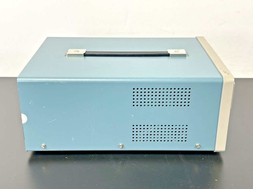 Tektronix PS280 Triple Output DC Power Supply 0 30V 2A 5V 3A Powers On Working4