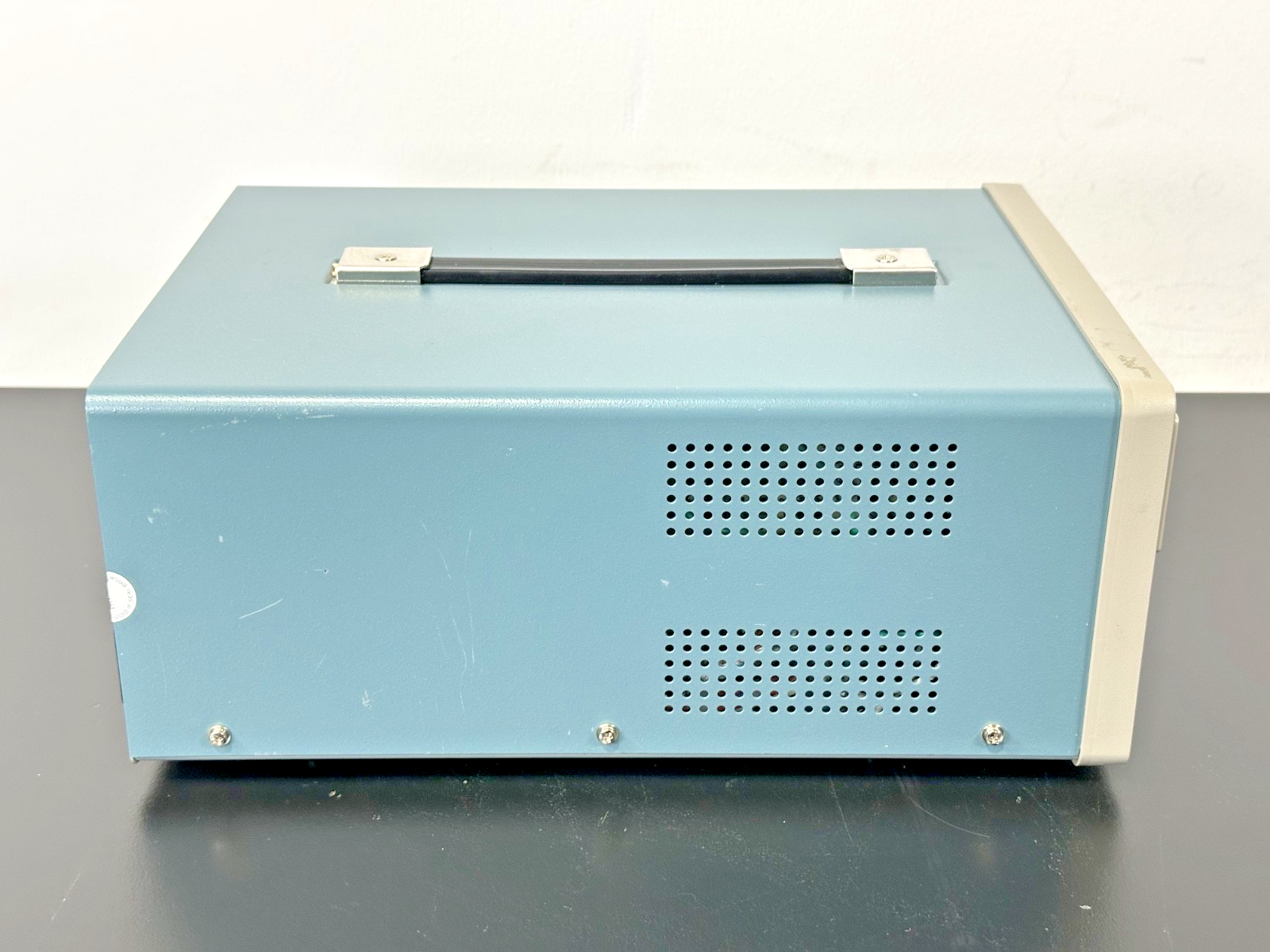 Tektronix PS280 Triple Output DC Power Supply 0 30V 2A 5V 3A Powers On Working4