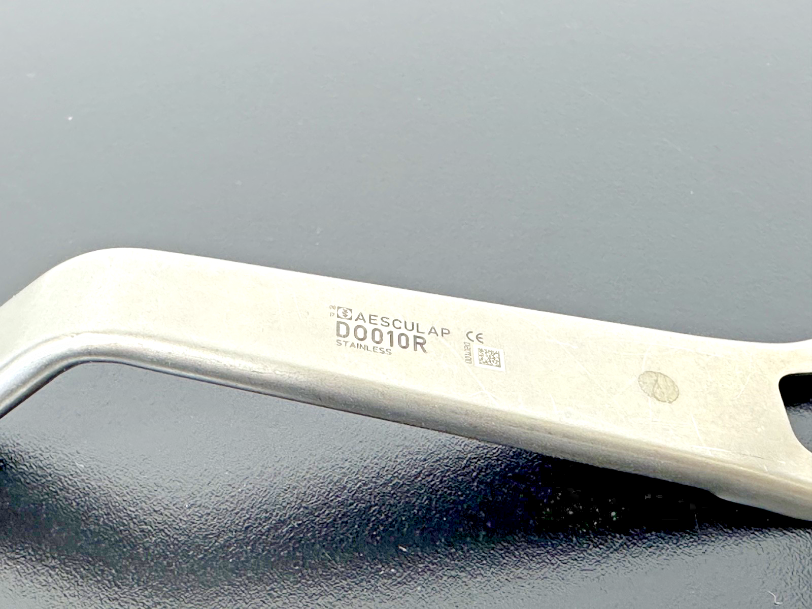 Aesculap D0010R Stainless Steel  Retractor – Used3