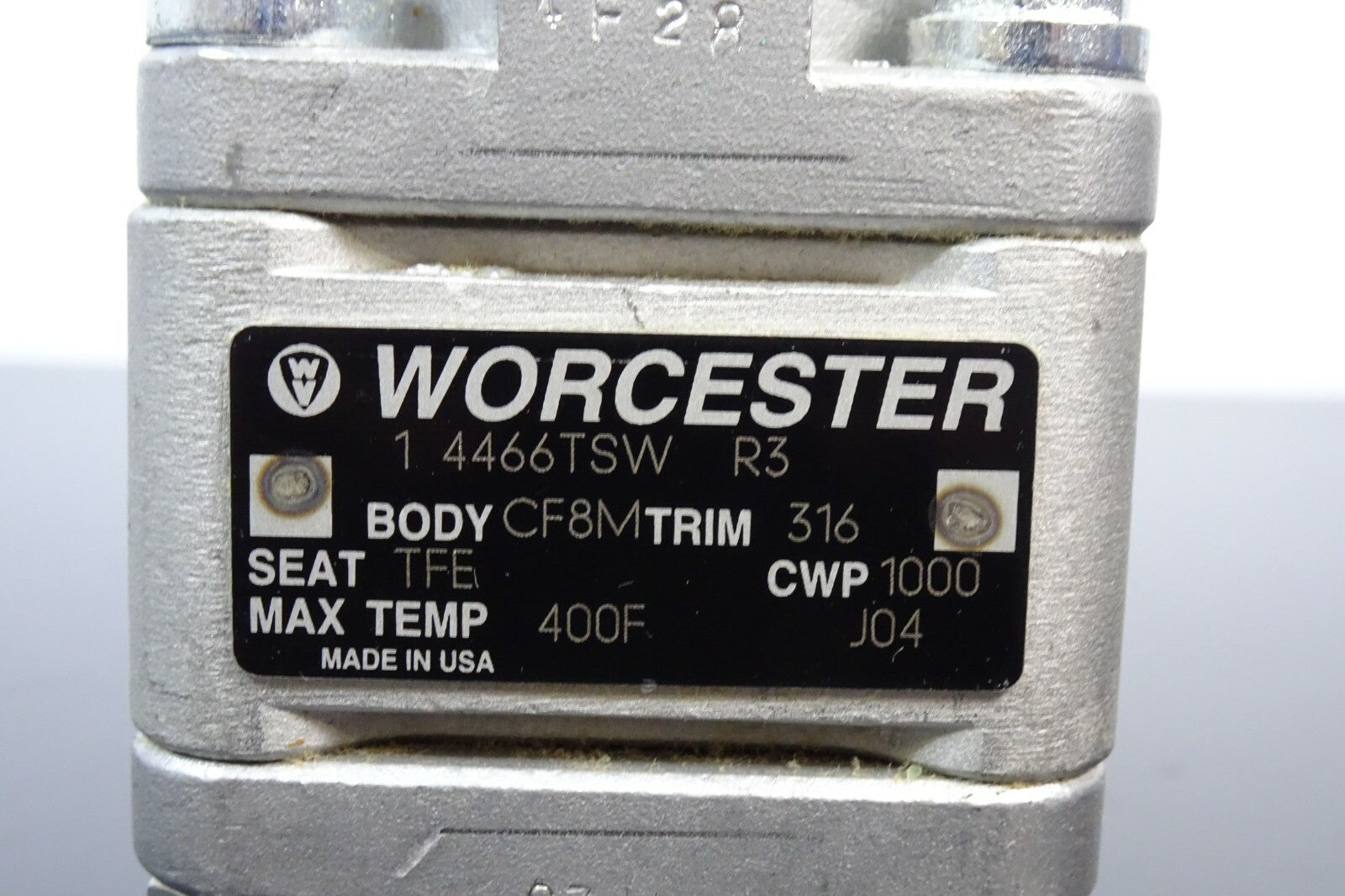 FLOWSERVE WORCESTER Controls CF8M BALL VALVE2