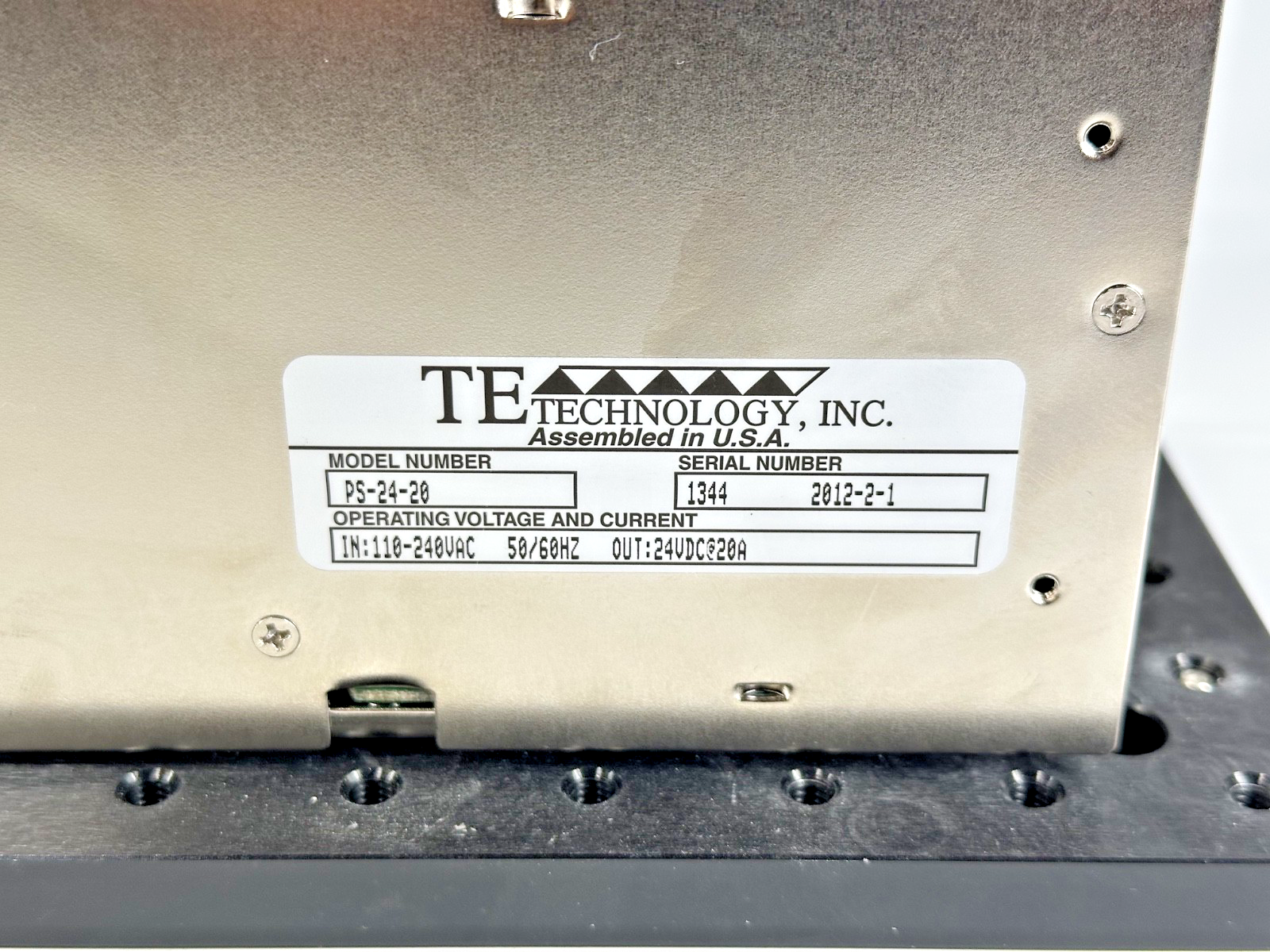 TE Technology CP 200TT Thermoelectric Cold Plate Optical Test System Working7