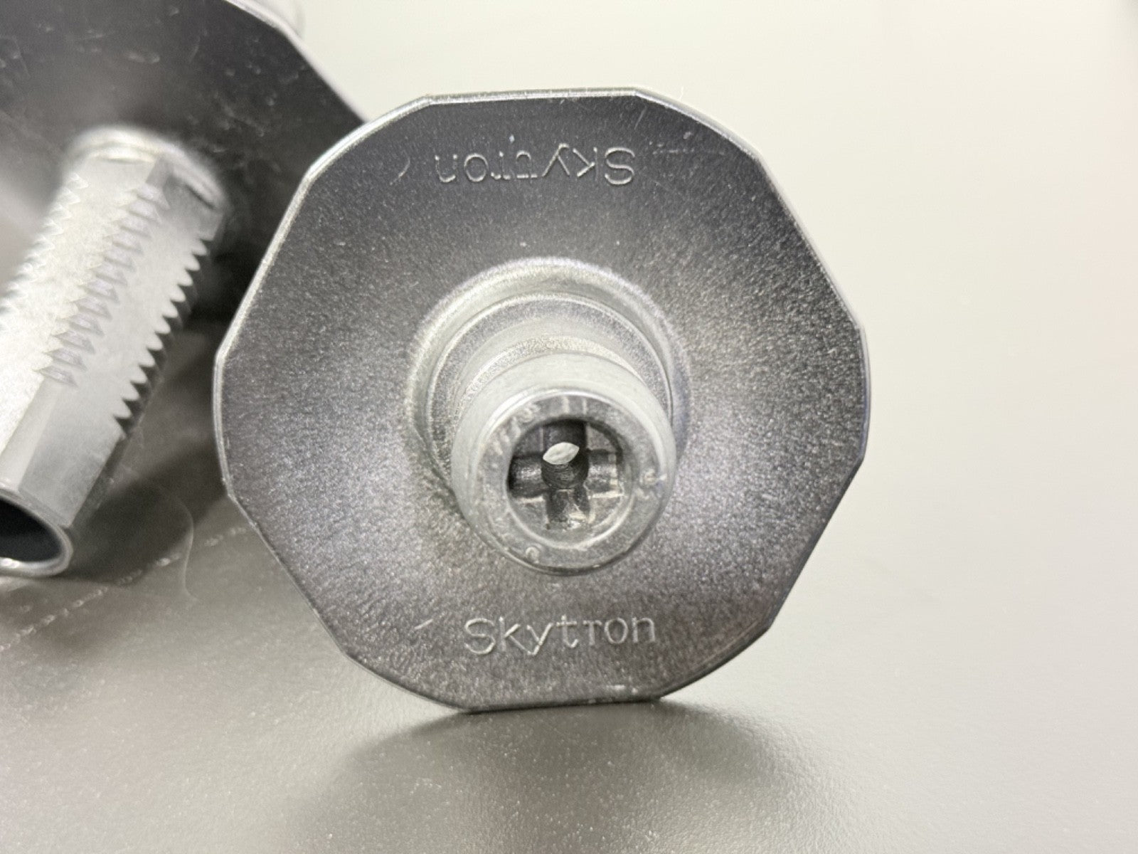 Skytron GEN Surgical Light Handles PAIR 000 Sterile1