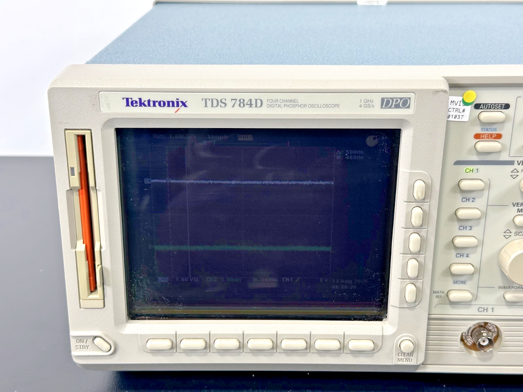Tektronix TDS784D 1GHz 4GS/s 4 Channel DPO Oscilloscope Powers On working1
