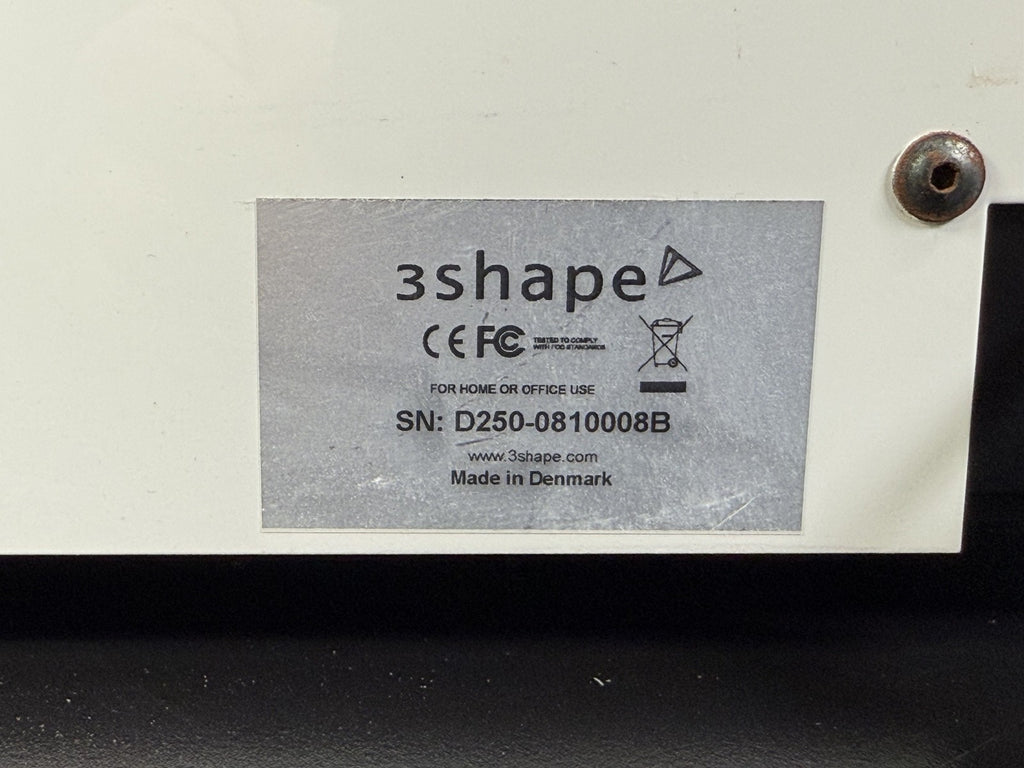 3Shape D250 Dental Scanner – Powers On6