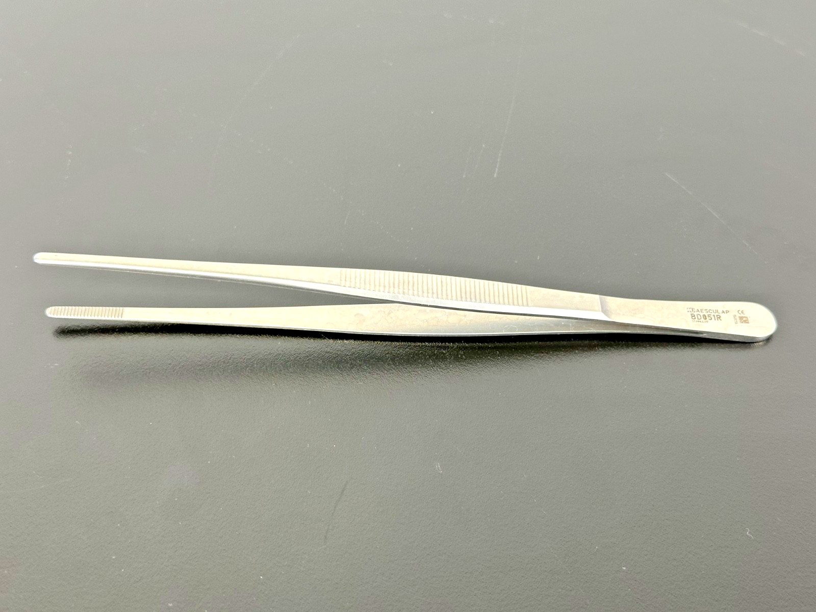 Aesculap BD051R Straight Dressing Forceps Tweezers 7 7/8" Serrated Stainless0