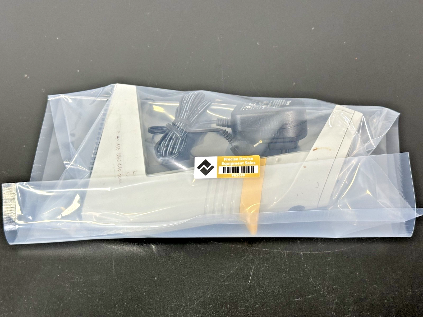 Matrix Impact2 12 Channel 2 125µL Electronic Pipette w/ Charger  Used Powers On4