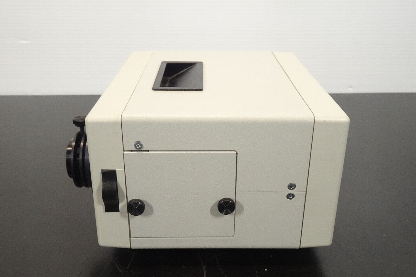 NAVITAR MO150 Fiber Optic Light Source4