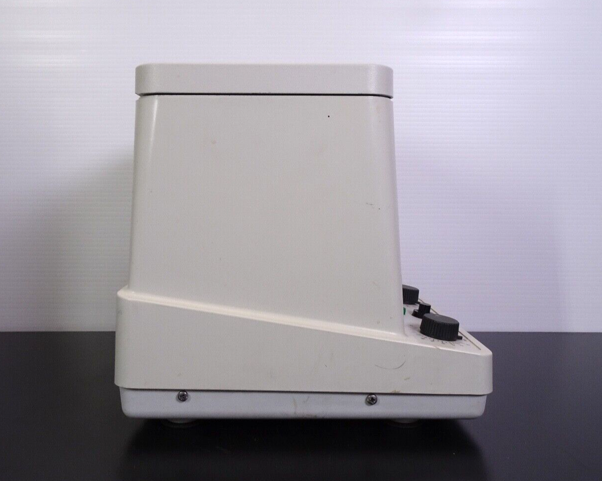 Eppendorf 5415C BenchTop Microcentrifuge w/Rotor6