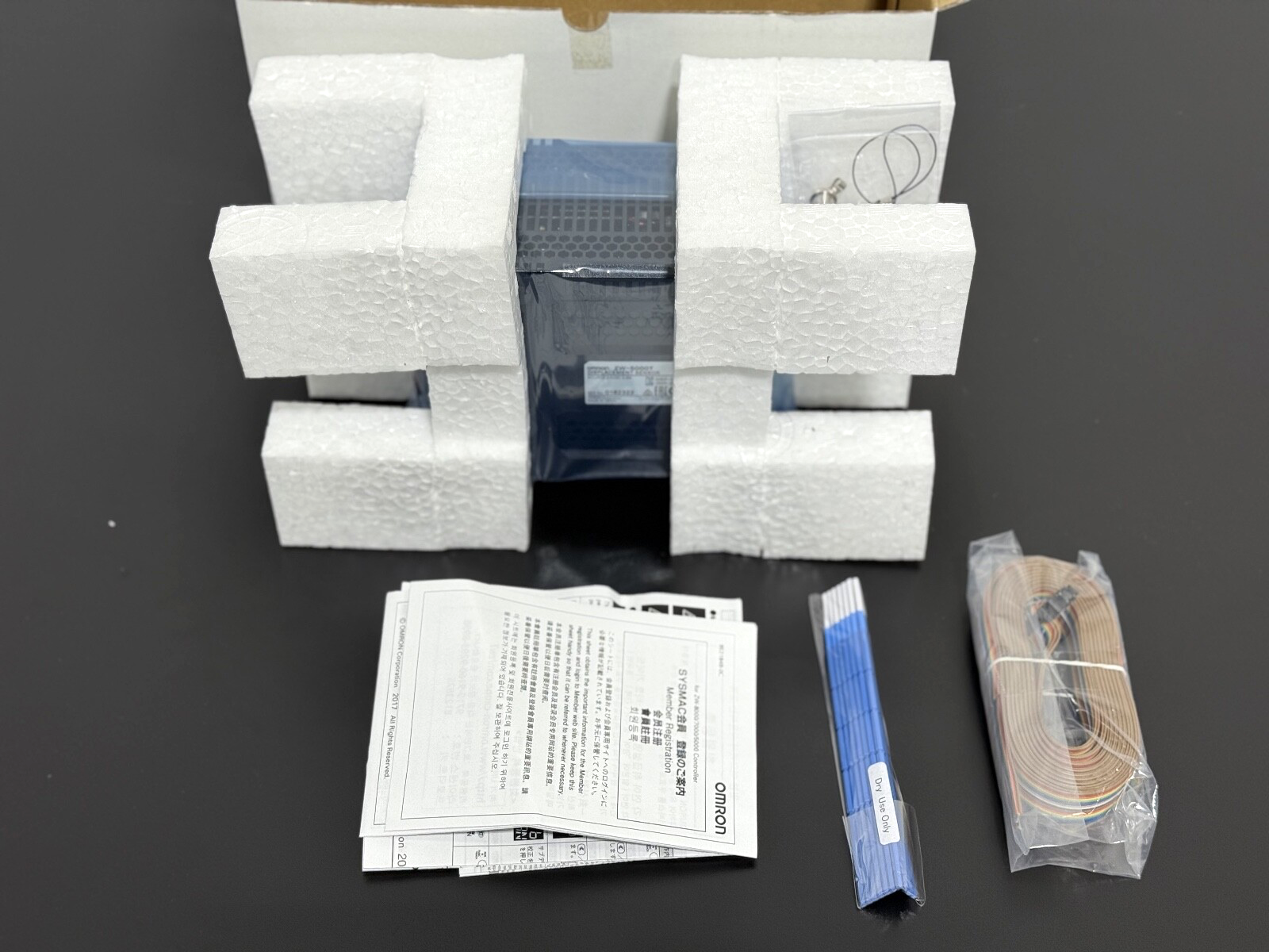 OMRON ZW 5000T DISPLACEMENT SENSOR0