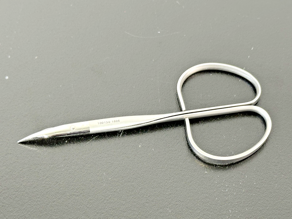 Argent 43 1 112 Gradle Eye Suture Scissors Curved Stainless1