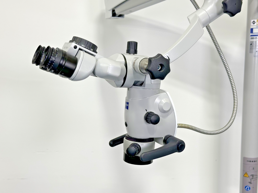 Carl Zeiss OPMI Pico S100 Dental Microscope Floor Stand Tested Working3
