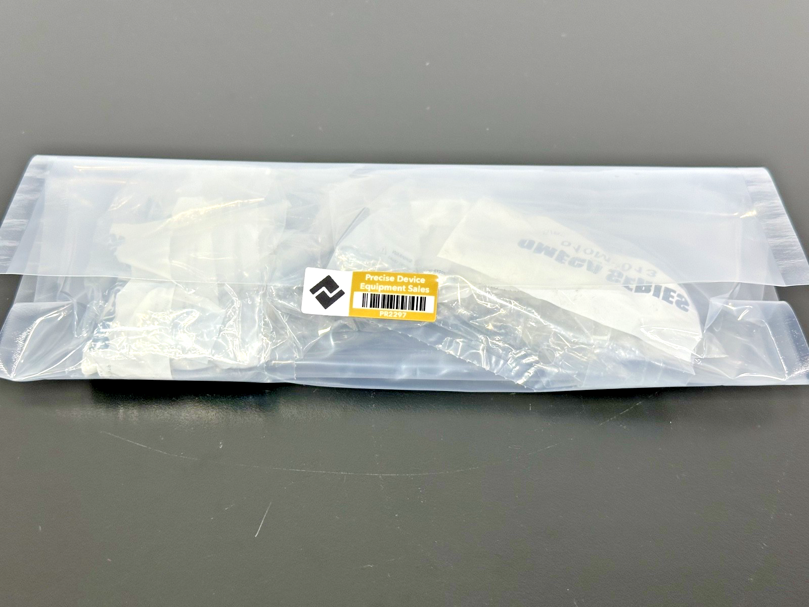 Lot of 4 Omega Series 010MS013 5/8" Vibration Dampening Tube Pipe Clamps New3