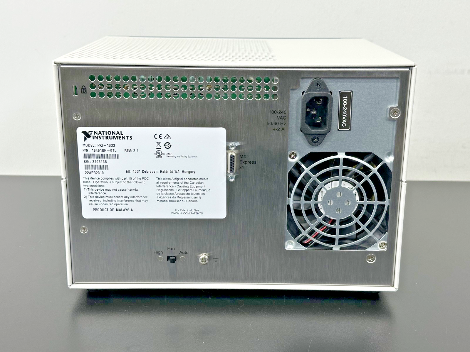 National Instruments NI PXI 1033 5 Slot PXI Chassis MXI Express | Working3