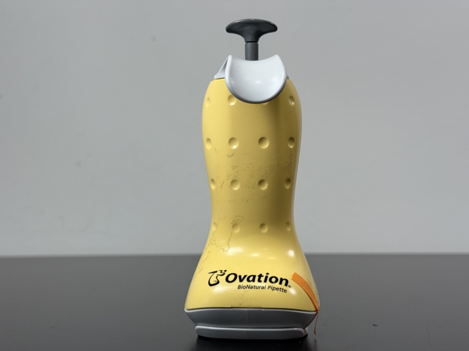 Ovation BioNatural Electronic Pipette 2.0–20 µL Automatic Pipettor Lab3