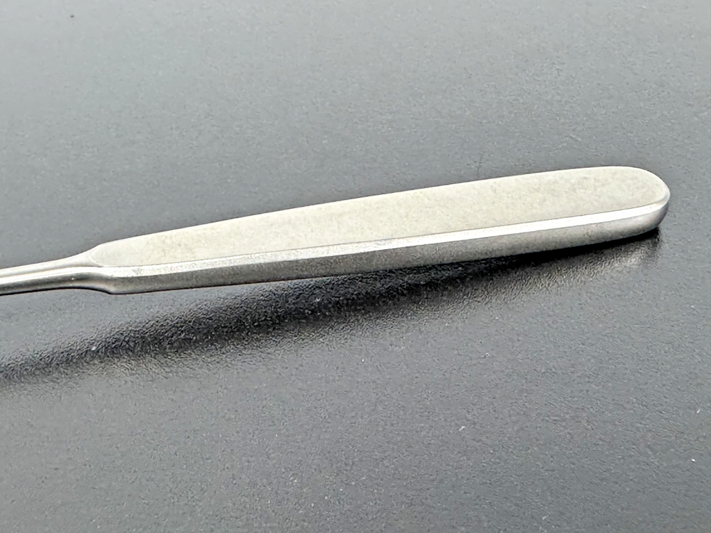 Aesculap FK310 Joseph Raspatory Curved Sharp 4mm 7" Stainless2