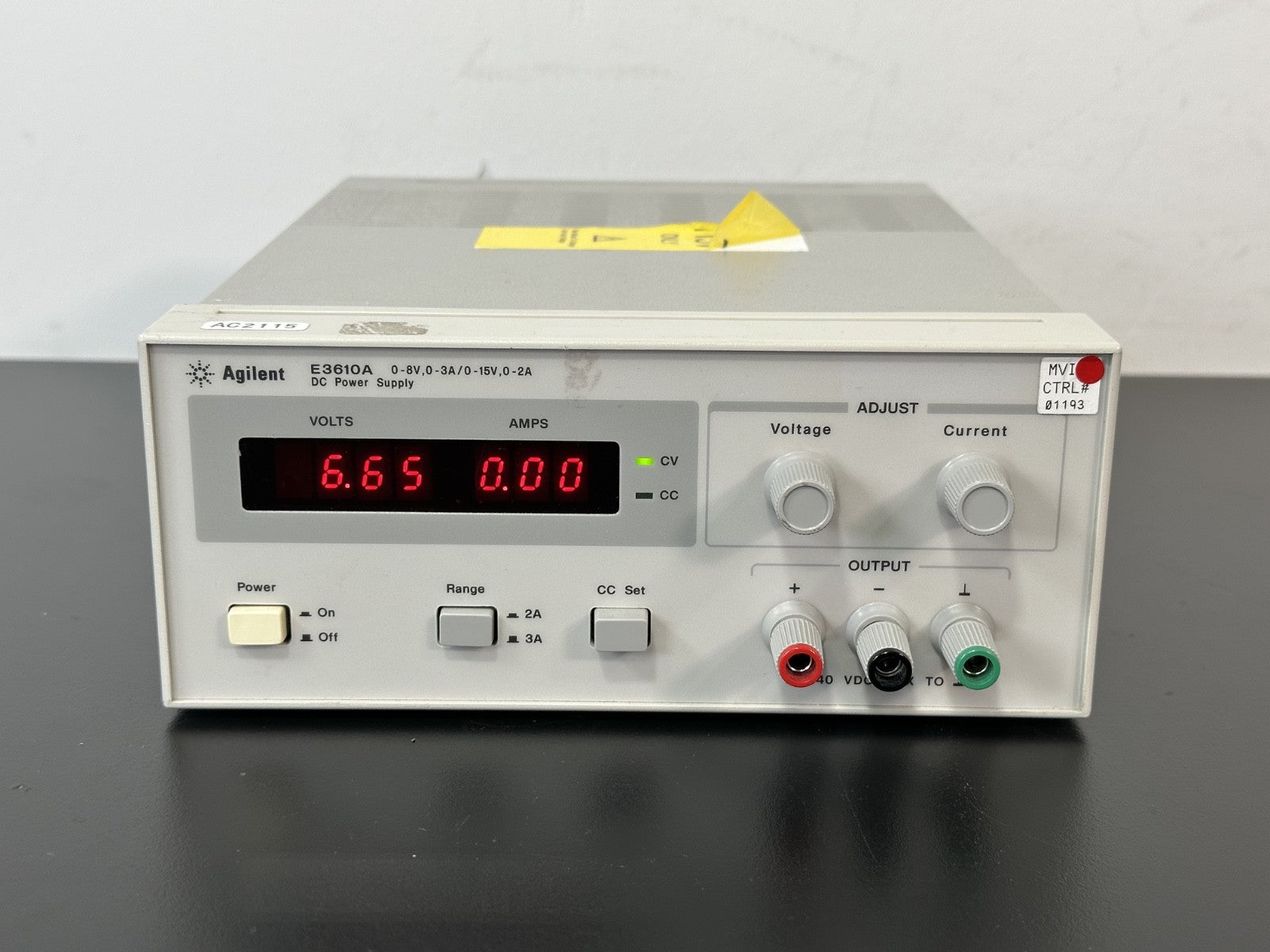 Agilent E3610A 30W Dual Range DC Bench Power Supply 8V 3A / 15V 2A Working0