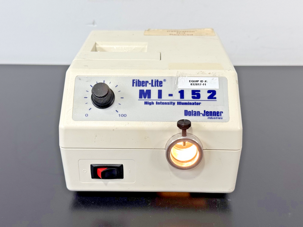 Dolan Jenner Fiber Lite MI 152 High Intensity Illuminator Powers On0