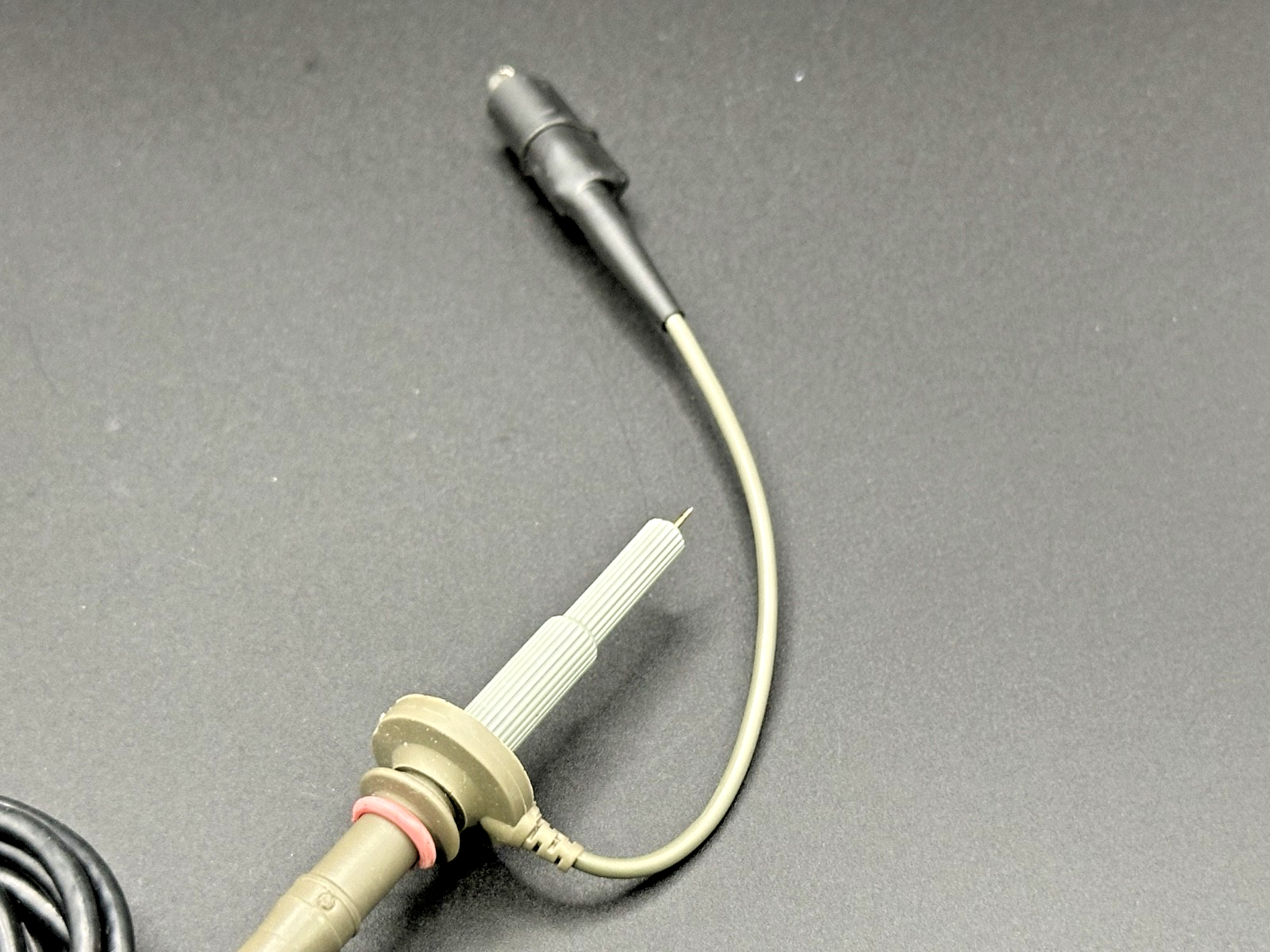 Tektronix P6139A 500MHz 10X Passive Voltage Oscilloscope Probe w/ Lead1