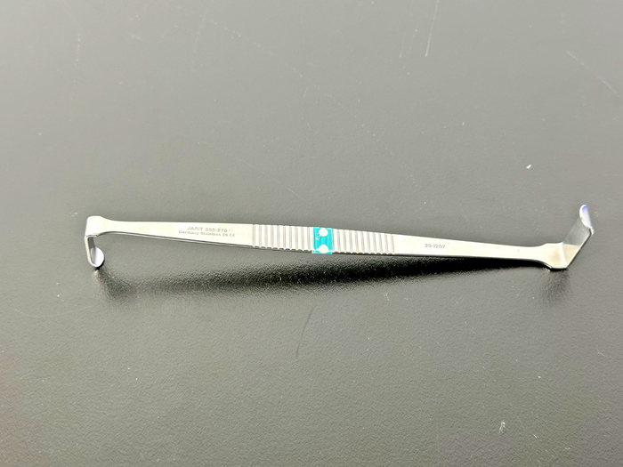 Jarit 385 270 House Double Ended Hand Retractor 6" German Stainless