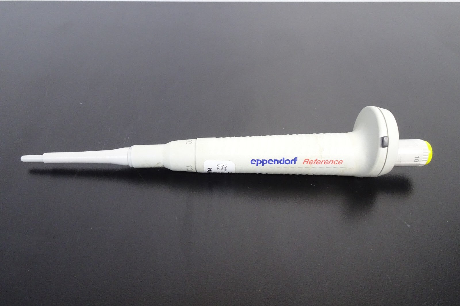 Eppendorf reference pipet Pipette Pipettor pipets 100 uL0