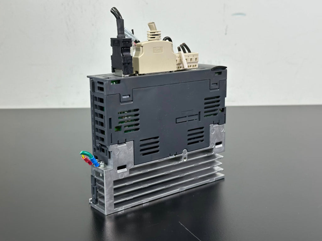 Mitsubishi Electric MR J3 10A RX035T016 Servo Drive Amplifier 100W MR J33